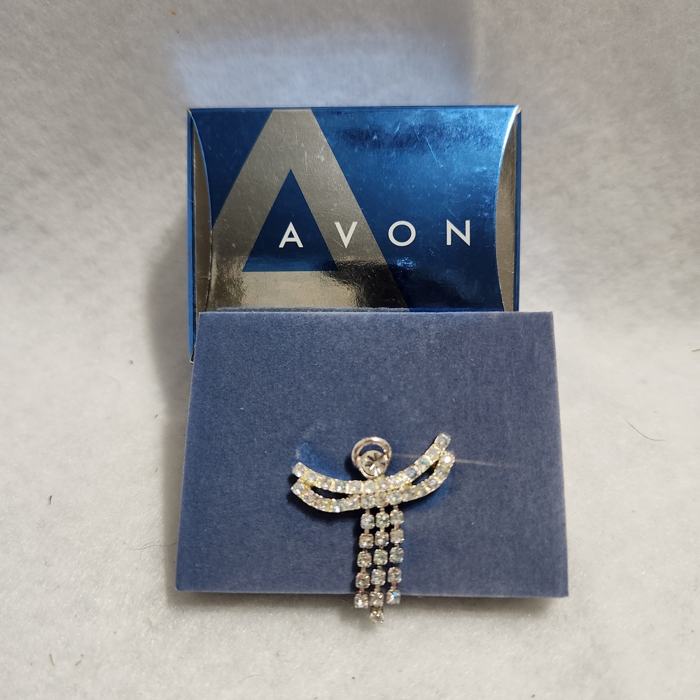 Avon April Birthstone TAC Pin. 2006. Angel 1 Inch Silver And Faux Diamonds